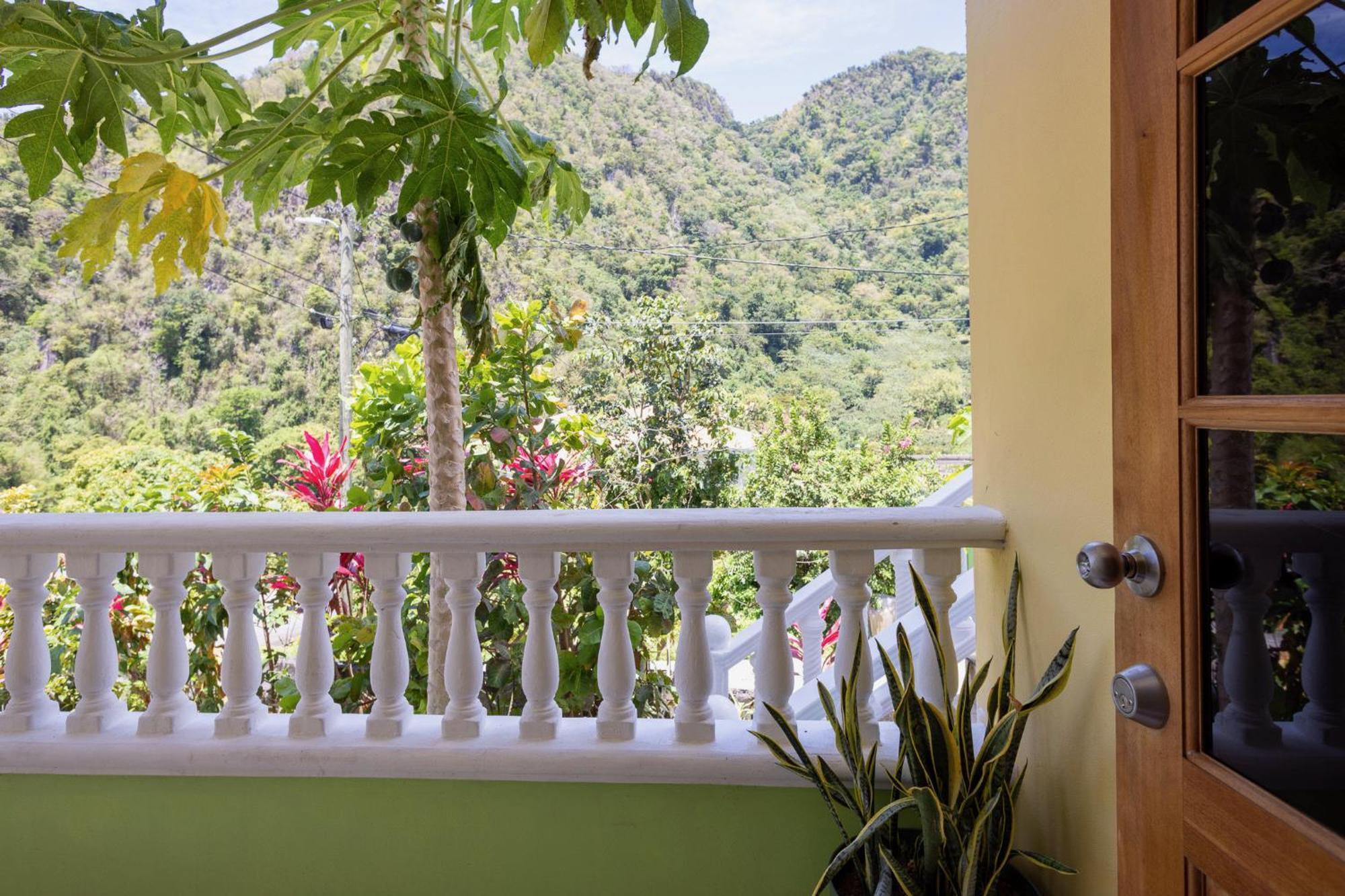 Rosehill Apartment Soufriere Exterior foto